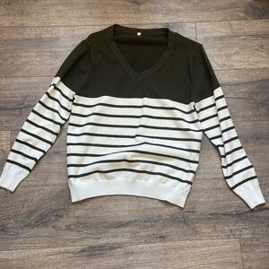 Women’s sweater